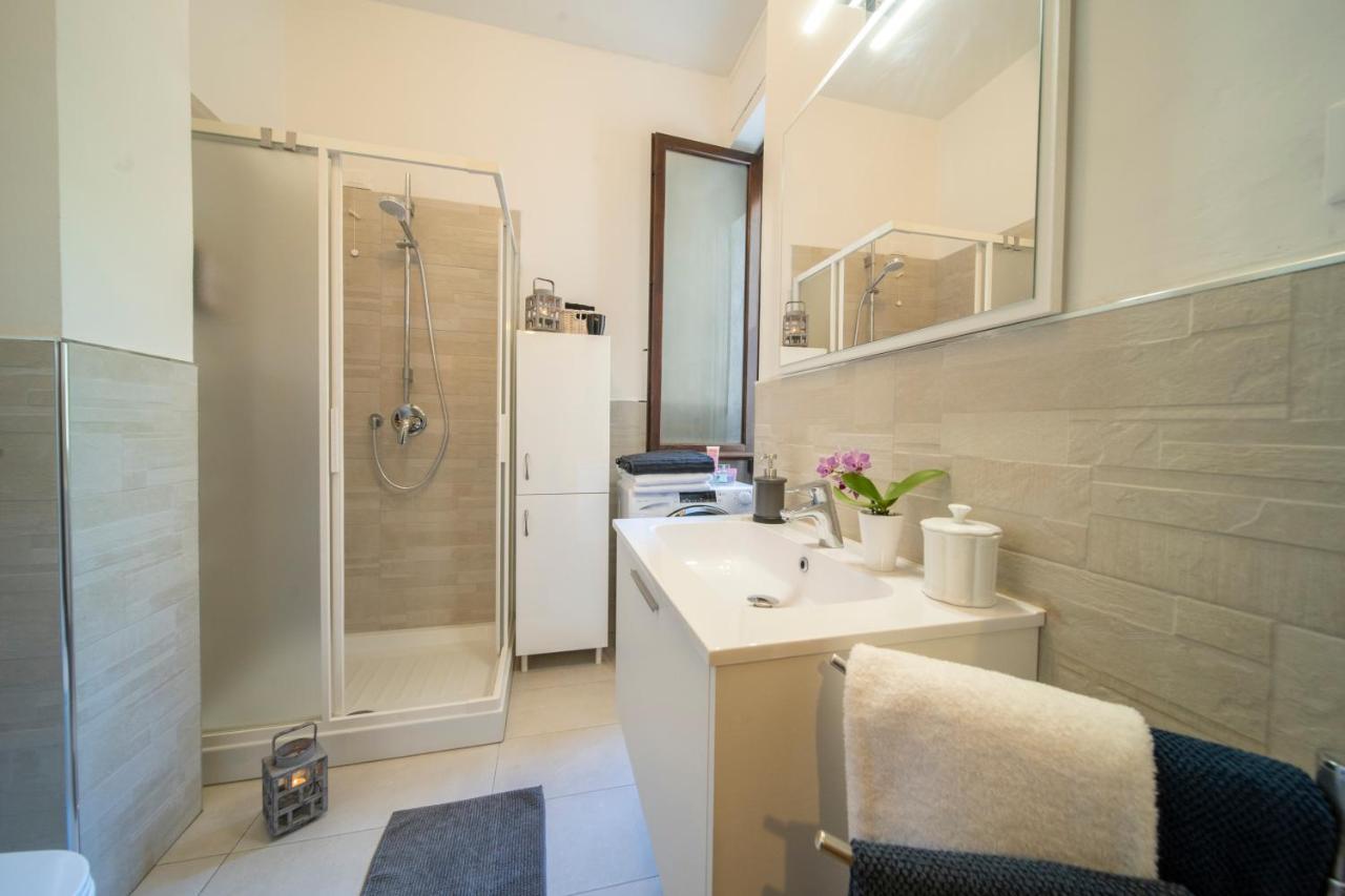 Cozy Roman Apartment With Parking Firenze Bagian luar foto